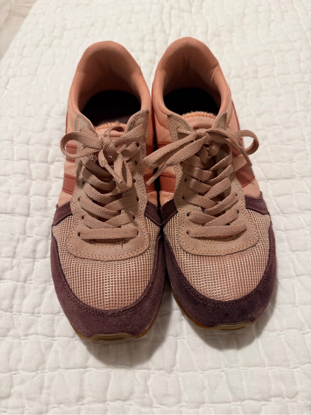 Gola Women's Pink and Mauve Retro Runner Sneakers